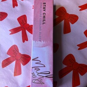 Mally Beauty Stay Chill High Shine Cooling Gloss - Pink